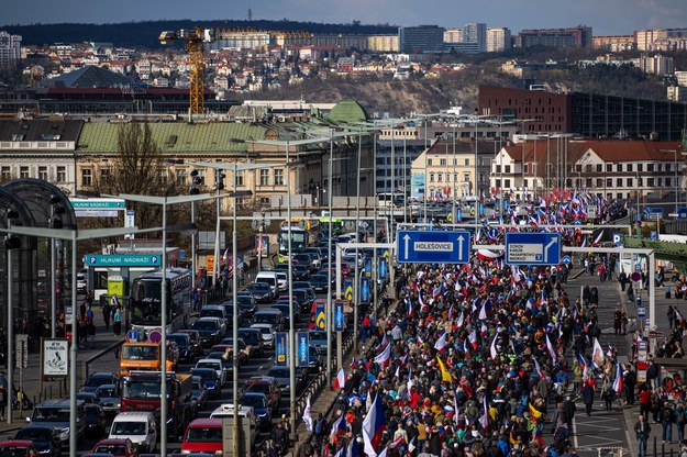 Protest w Pradze /Martin Divisek /PAP