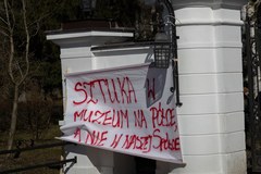 Protest w stadninie w Janowie Podlaskim. Nie chcą wpuścić nowej prezes 