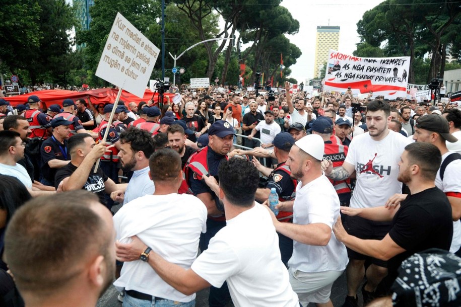 Protest w Tiranie /STRINGER/AFP/East News /East News