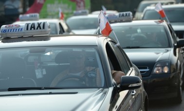 Protest w Warszawie: Mamy dość pseudotaksówkarzy 