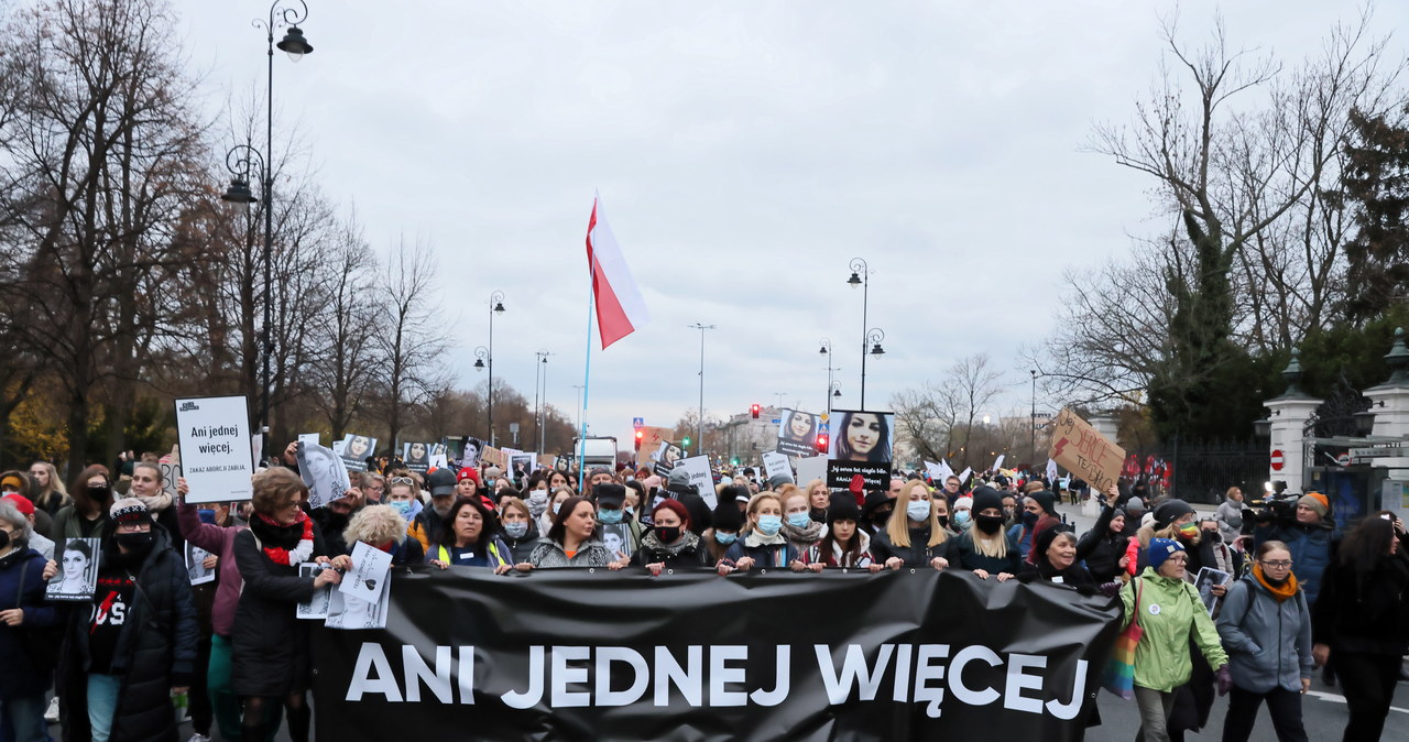 Protest w Warszawie pod hasłem „Ani jednej więcej”