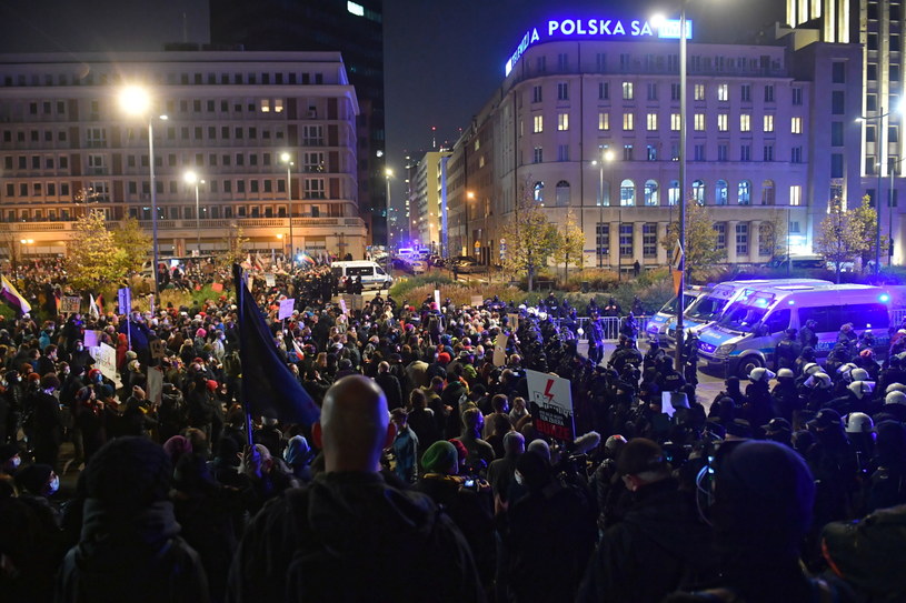 Protest w Warszawie / 	Radek Pietruszka   /PAP