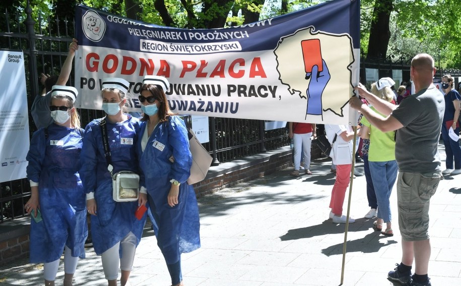 Protest w Warszawie /Radek  Pietruszka /PAP