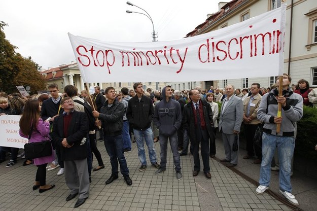 Protest w Wilnie w obronie polskiej oświaty (zdjęcie archiwalne) /Artur Reszko /PAP