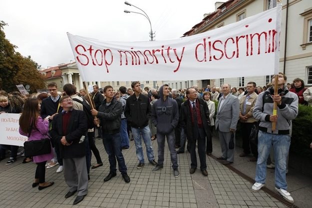 Protest w Wilnie w obronie polskiej oświaty (zdjęcie archiwalne) /Artur Reszka /PAP