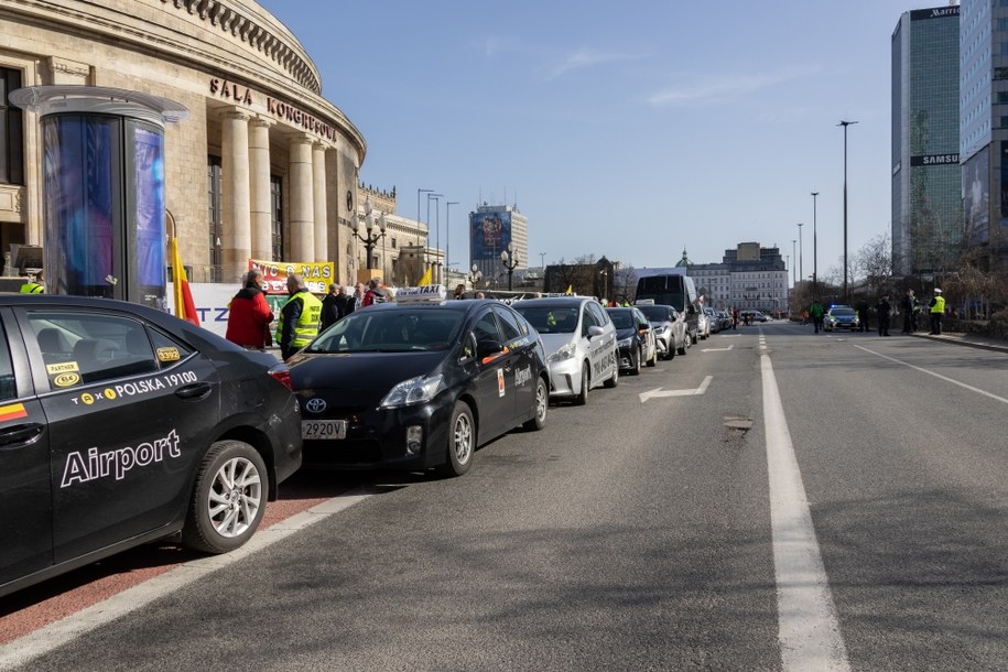 Protest warszawskich taksówkarzy na zdjęciu z 27 marca /Piotr Szydłowski /Archiwum RMF FM