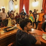 Protestujący na Sri Lance zapowiadają dalszą "okupację" pałacu prezydenckiego
