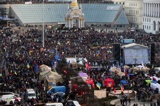 Protestujący na ulicach Kijowa /NATOLY MALTSEV /PAP/EPA