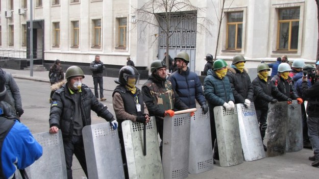 Protestujący przejęli dzielnicę rządową /Przemysław Marzec /RMF FM