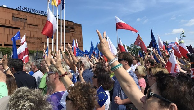 Protestujący w Gdańsku /Kuba Kaługa /RMF FM
