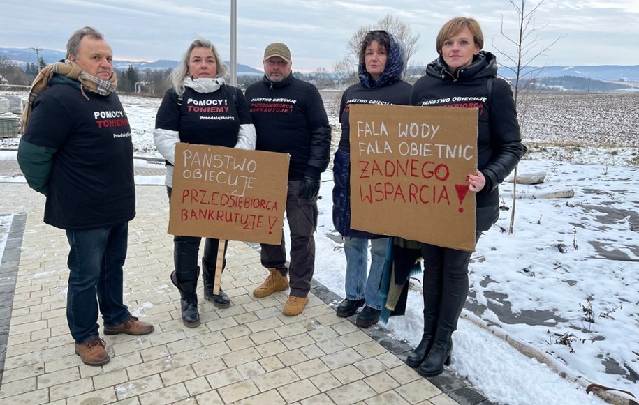 Protestujący w Kłodzku /Martyna Czerwińska /RMF FM