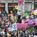 Protesty klimatyczne w Londynie. Zatrzymano 480 osób