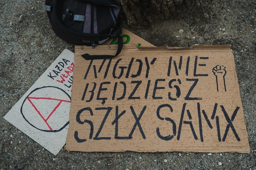 Protesty kobiet w Polsce pokazały sprzeciw wobec nierównego traktowania kobiet w kraju / Karol Makurat/REPORTER  /Reporter