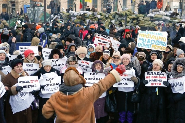 Protesty na Ukrainie trwają od listopada ub. roku /SERGEY DOLZHENKO /PAP/EPA
