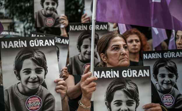 Protesty po śmierci ośmioletniej Narin Guran /OZAN KOSE/AFP /East News