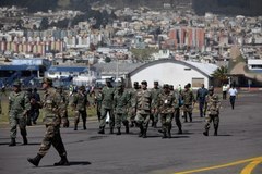 Protesty policji i wojska w Ekwadorze