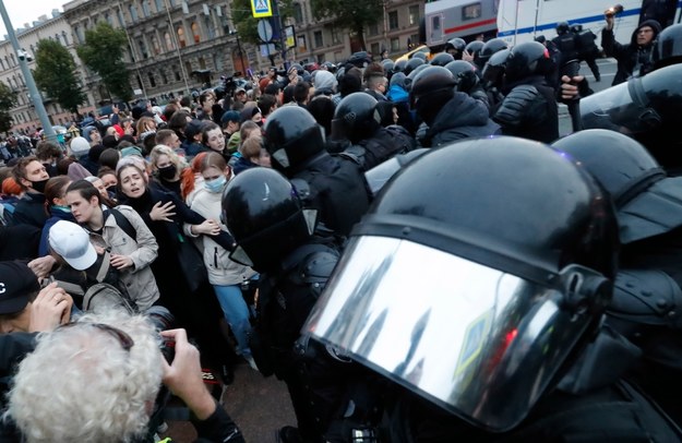 Protesty przeciwko mobilizacji w Rosji /ANATOLY MALTSEV  /PAP/EPA