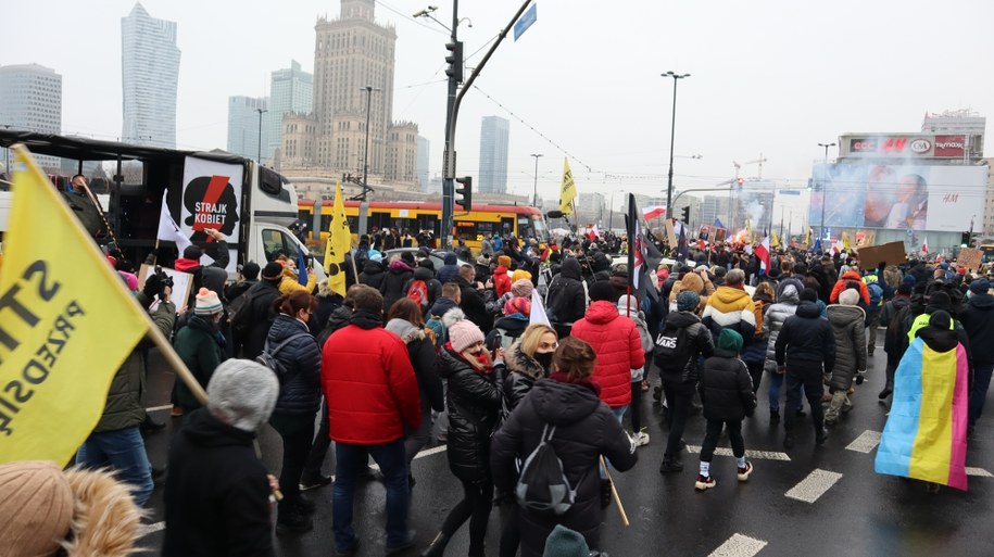 Protesty przeciwko zaostrzeniu prawa aborcyjnego. Zdjęcie archiwalne /Jacek Szydłowski /RMF FM