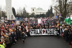 Protesty przeciwko zaostrzeniu przepisów aborcyjnych w Warszawie