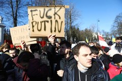 Protesty przed rosyjskimi ambasadami [GALERIA ZDJĘĆ]