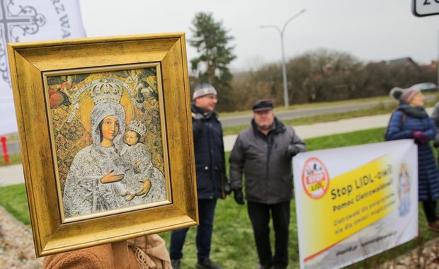 ​Protesty przed sklepami Lidl. "Gietrzwałd dla pielgrzymów"