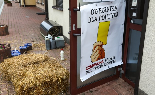 Protesty rolnicze przed biurami posłów w całej Polsce