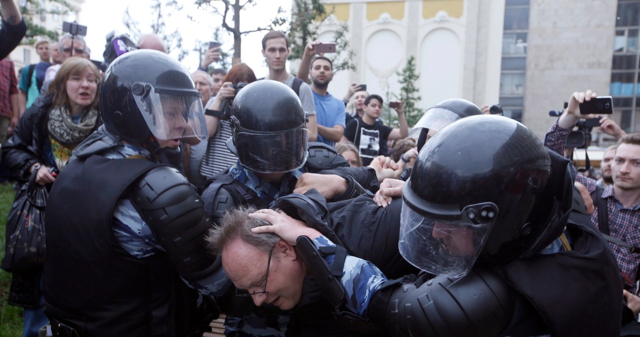 Protesty rosyjskiej opozycji. Tysiac osób zatrzymanych