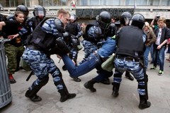 Protesty rosyjskiej opozycji. Tysiac osób zatrzymanych