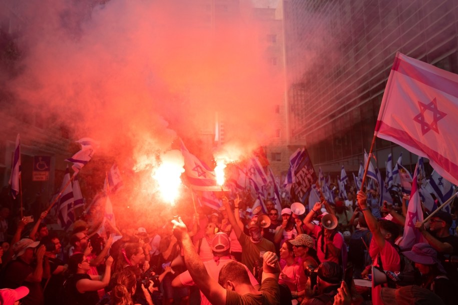 Protesty trwają w Izraelu od stycznia /Oded Balilty / POOL /PAP/EPA