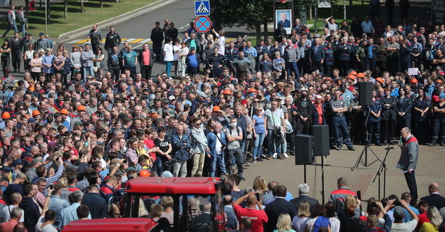 Protesty w fabryce ciągników w Mińsku /TATYANA ZENKOVICH  /PAP/EPA