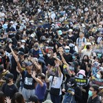 Protesty w Hongkongu. Policja użyła gazu pieprzowego