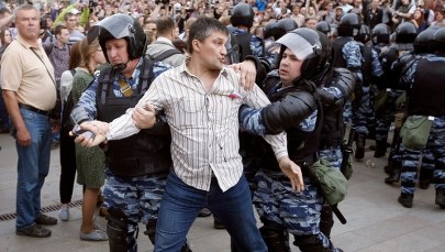 Protesty w Rosji. Około tysiąca osób zatrzymanych