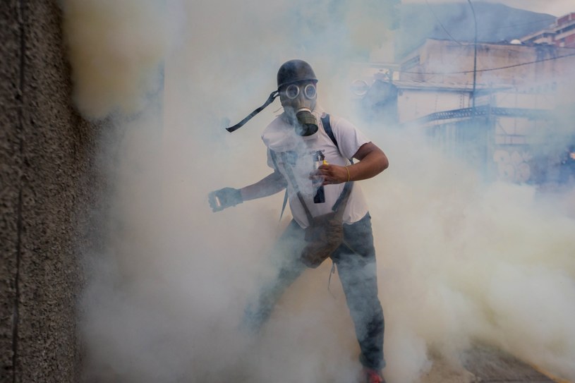 Protesty w stolicy Wenezueli, Caracas /PAP/EPA
