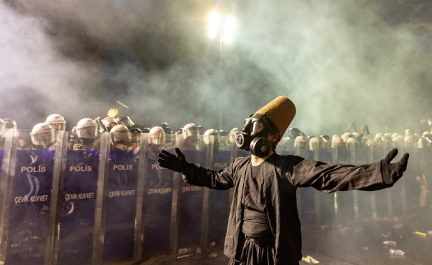 Protesty w Turcji. "Władza jest zaskoczona skalą wydarzeń na ulicach"
