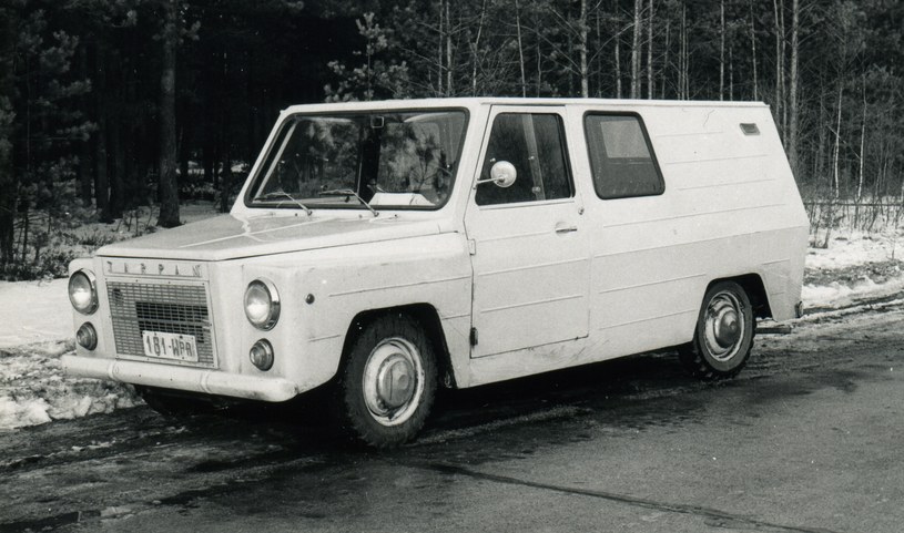 Prototyp samochodu Tarpan. Pojazd ten przy masie własnej 1170 kg miał ładowność 500 kg /Archiwum Tomasza Szczerbickiego