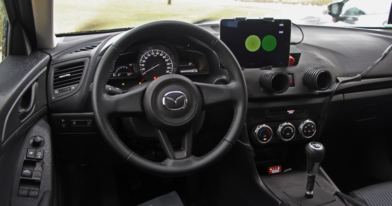 Prototypowa Mazda 3 Skyactiv-X /INTERIA.PL