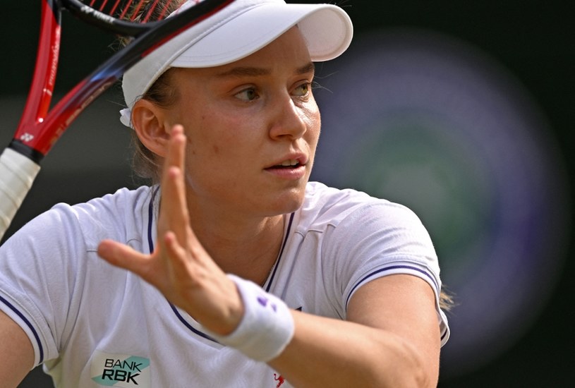 Prowadzenie Rybakiny na nic się zdało. Sensacja, faworytka żegna się z Wimbledonem