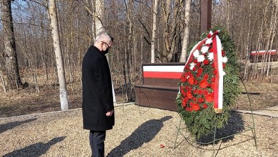Prowokatorzy na lotnisku w Smoleńsku. Próbowano zakłócić polskie uroczystości