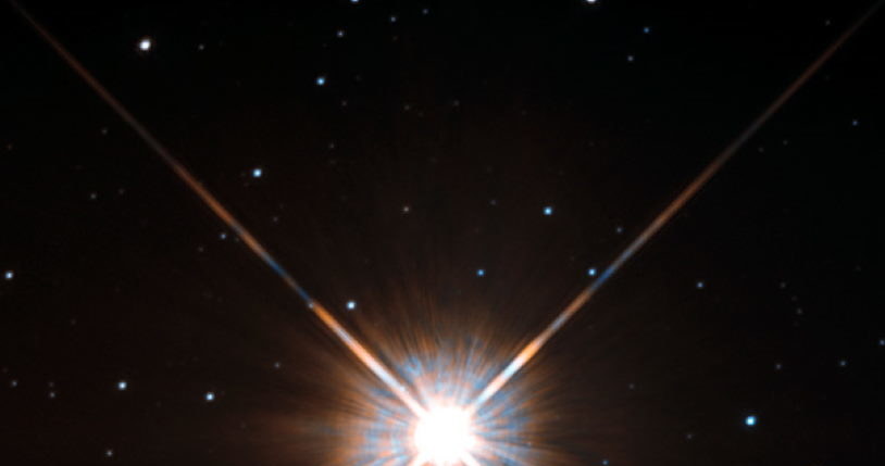Proxima Centauri widziana przez Kosmiczny Teleskop Hubble’a /NASA