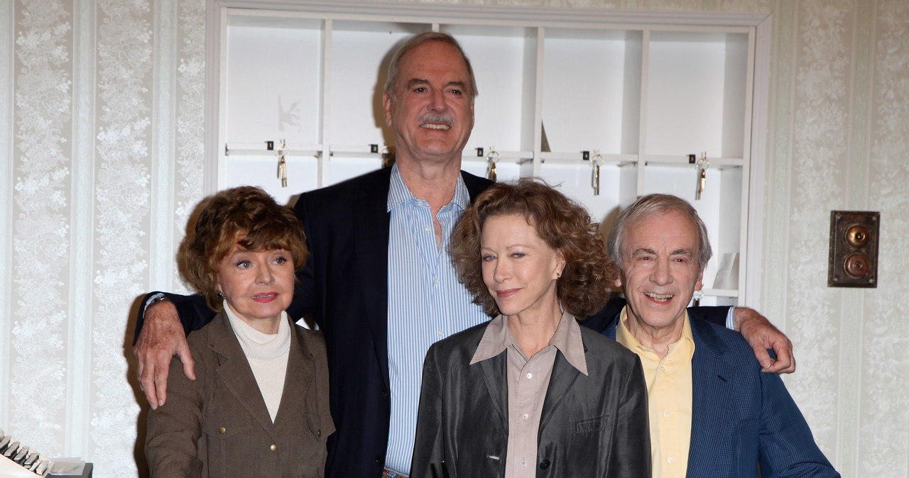 Prunella Scales, John Cleese, Connie Booth, Andrew Sachs /Tim Whitby /Getty Images