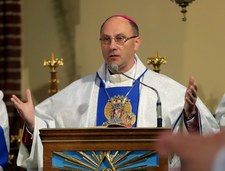 Prymas: Nie możemy być niewolnikami egoizmu, także narodowego