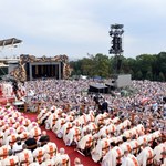 Prymas Polski: Dokonując przemiany szanujmy ład społeczny i konstytucyjny