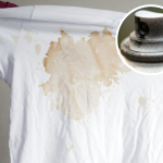 Pryskaj tym ubrania, a zapomnisz o plamach. Ten trik powinna znać każda kobieta