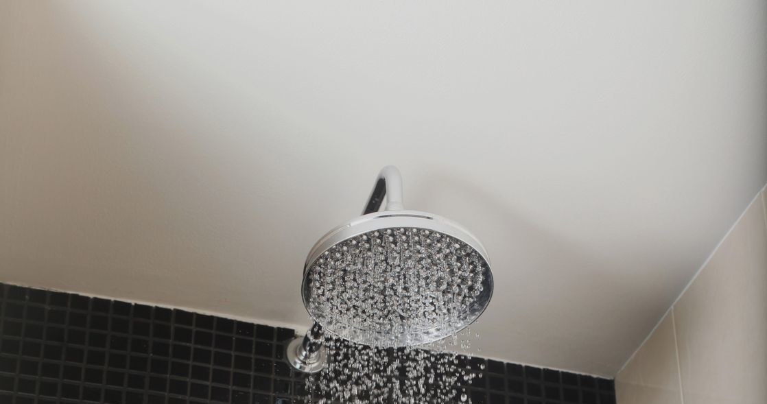 Prysznic może okazać się cichym zabójcą /123RF/PICSEL