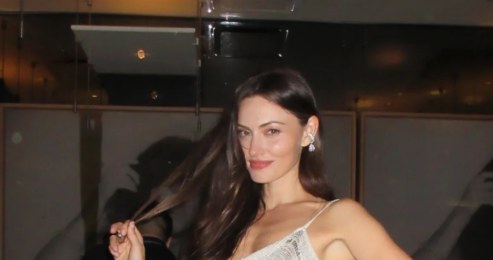 Prywatna relacja ze ślubu Phoebe Tonkin /materiały prasowe