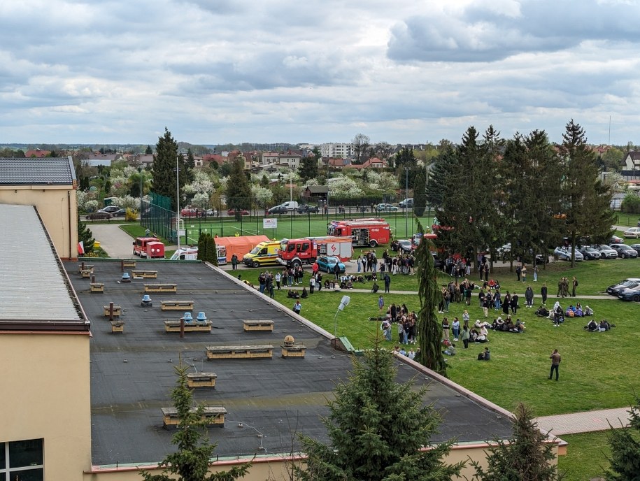 Przasnysz - ewakuacja zespołu szkół /Słuchacz /Gorąca Linia RMF FM