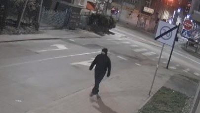 ​Przebił opony w kilkudziesięciu autach. Policja publikuje film