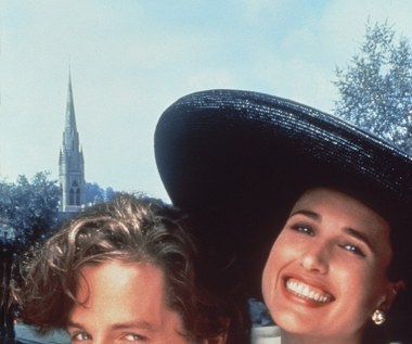 Przebojowa komedia romantyczna „Cztery wesela i pogrzeb” (1994) w reżyserii Mike'a Newella przyniosła Grantowi Złoty Glob i nagrodę BAFTA.
