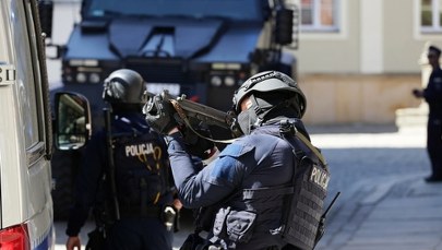 Przebrani za policjantów napadali na przestępców w UE. To Polacy