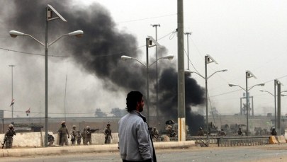 Przebrani za policjantów zaatakowali kwaterę główną policji. Wielu zabitych